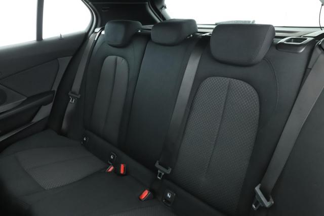 Bmw Série 1 image 8