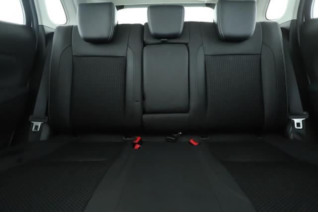 Suzuki S-Cross image 8