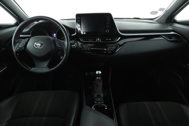 Toyota C-Hr image 6