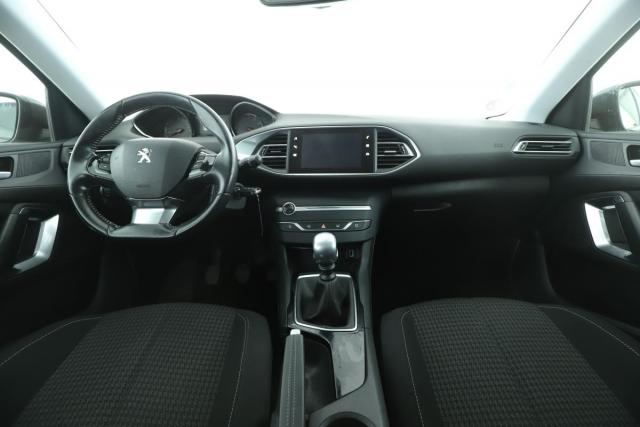 Peugeot 308 image 5