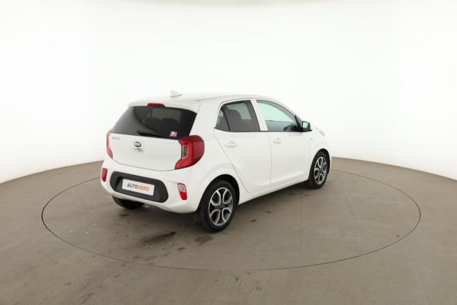 Kia Picanto image 5