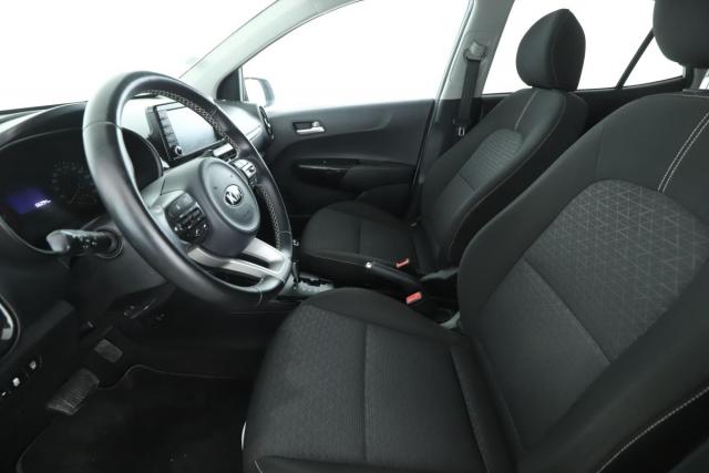 Kia Picanto image 8