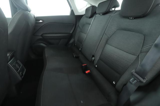 Renault Captur image 6