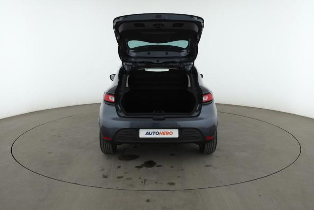 Renault Clio image 9