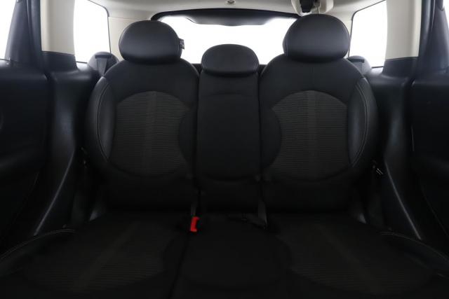 Mini Countryman image 8