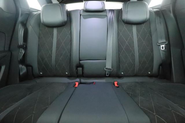 Peugeot 3008 image 6