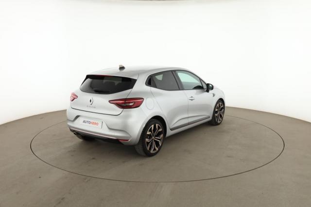 Renault Clio image 2