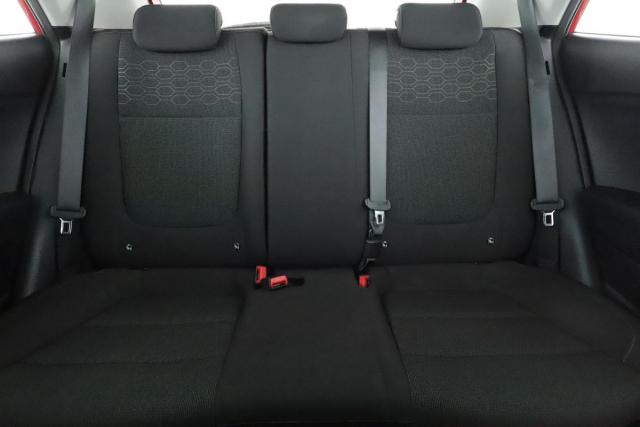 Kia Rio image 4