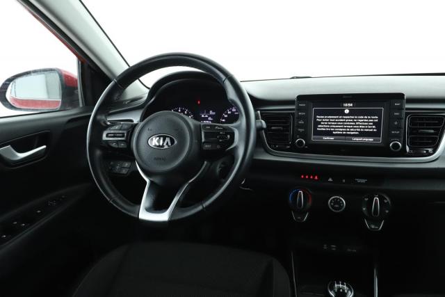 Kia Rio image 5