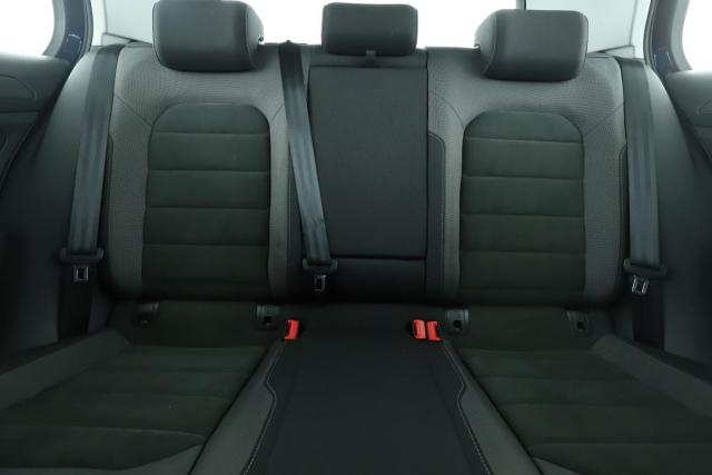 Volkswagen Golf image 4