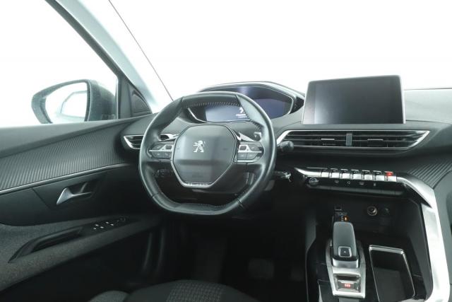 Peugeot 3008 image 2