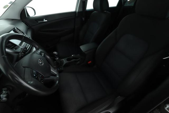 Hyundai Tucson image 3