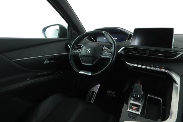 Peugeot 5008 image 4