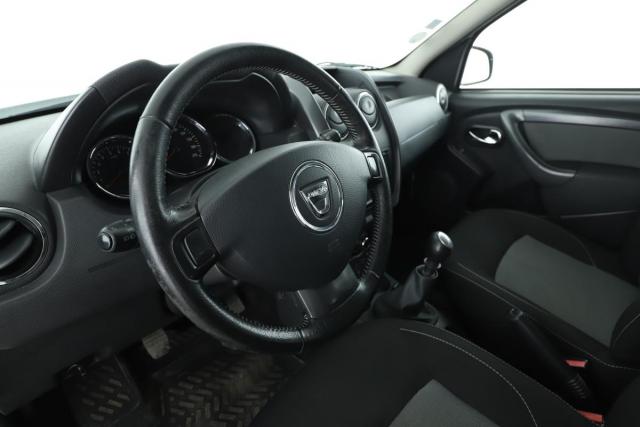 Dacia Duster image 8