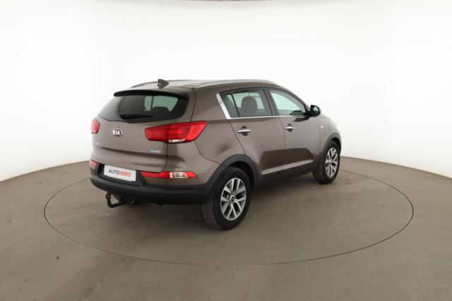 Kia Sportage image 9