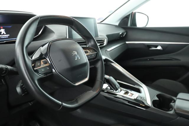 Peugeot 3008 image 2