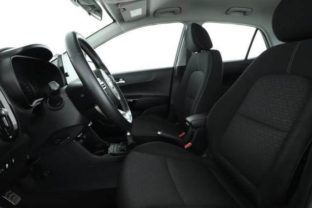 Kia Picanto image 5