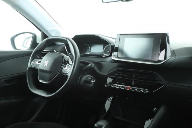 Peugeot 208 image 2