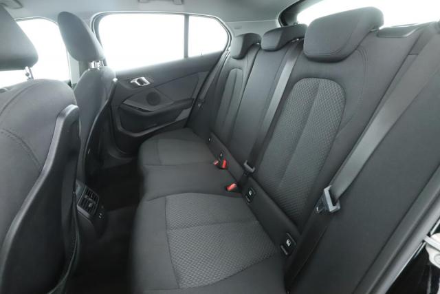 Bmw Série 1 image 9