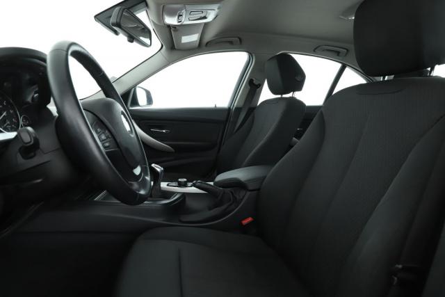 Bmw Série 3 image 4