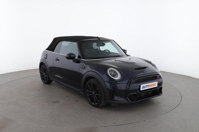 Mini Cabrio image 3