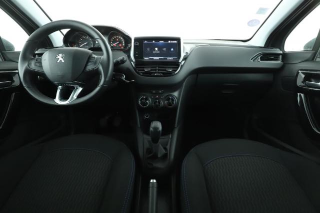 Peugeot 208 image 4