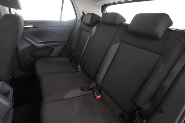 Volkswagen T-Cross image 2