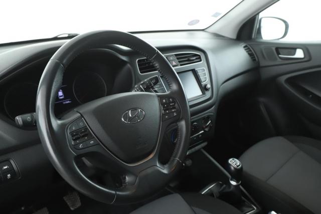 Hyundai I20 image 9