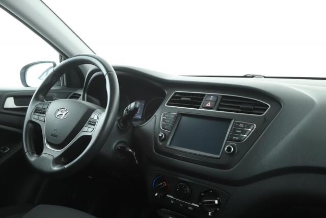 Hyundai I20 image 1
