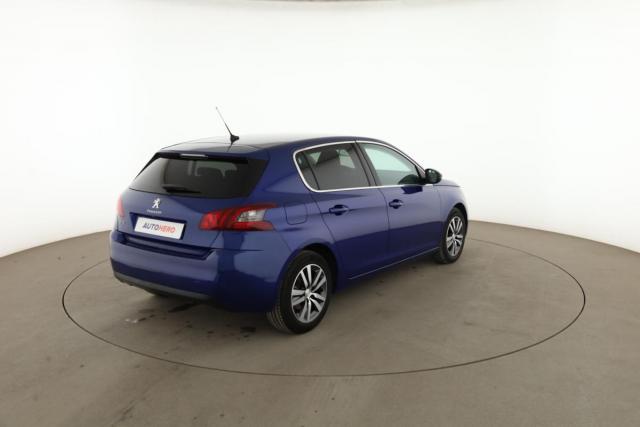 Peugeot 308 image 7