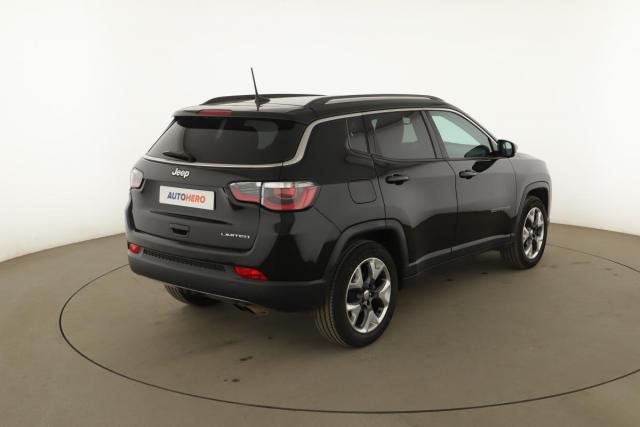 Jeep Compass image 6