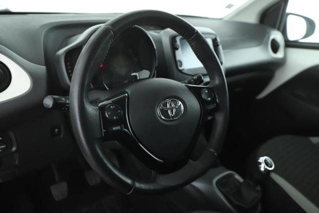 Toyota Aygo image 9