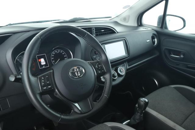Toyota Yaris image 8