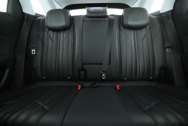 Peugeot 3008 image 2