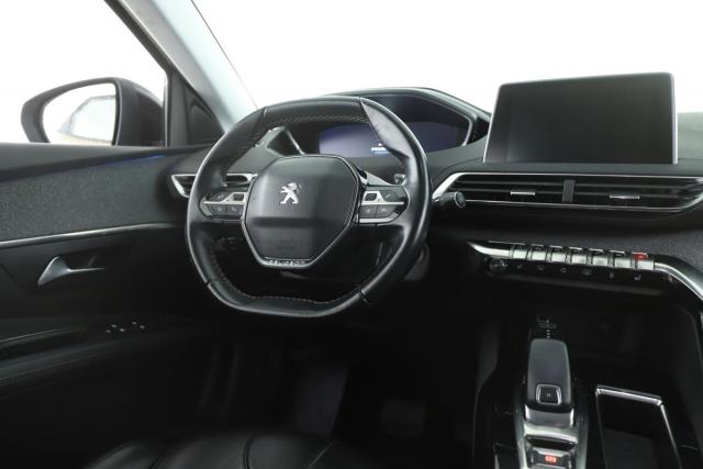 Peugeot 3008 image 8