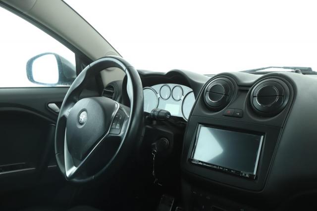 Alfa Romeo Mito image 3