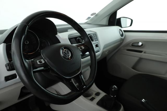 Volkswagen Up! image 8