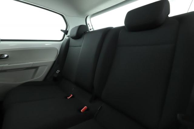 Volkswagen Up! image 5