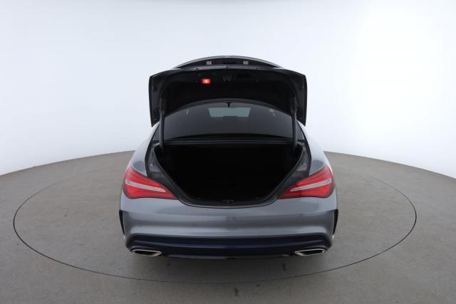 Mercedes Benz Cla image 3