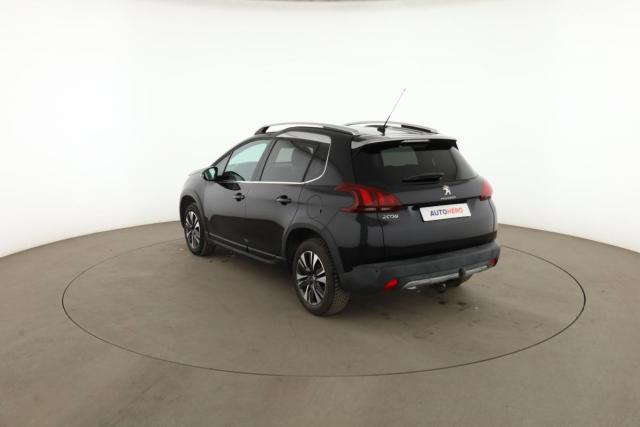 Peugeot 2008 image 6