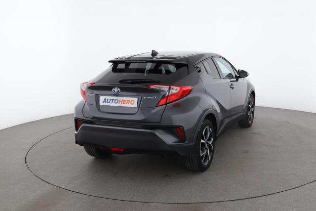 Toyota C-Hr image 3