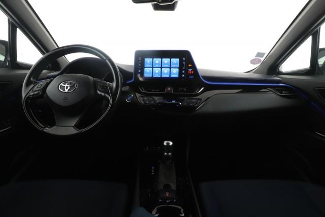 Toyota C-Hr image 7