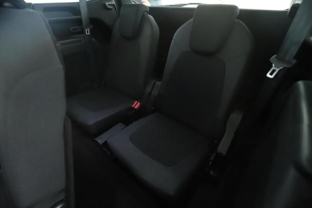 Citroen Grand C4 Spacetourer image 8