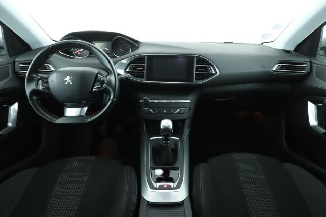 Peugeot 308 image 2