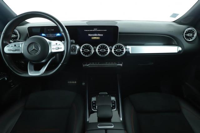 Mercedes Benz Glb image 5