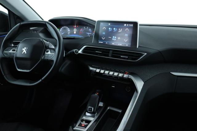 Peugeot 3008 image 4