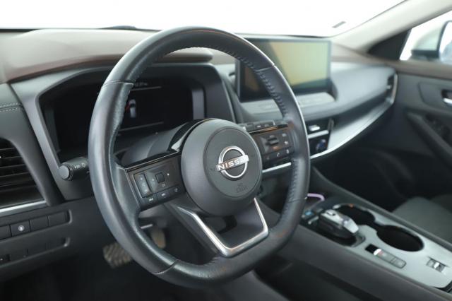 Nissan X-Trail image 2