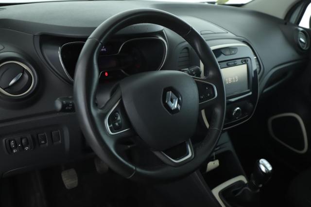 Renault Captur image 8