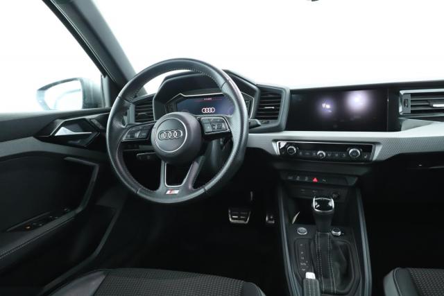 Audi A1 Sportback image 1