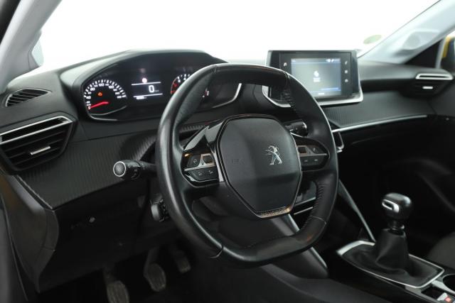 Peugeot 208 image 7
